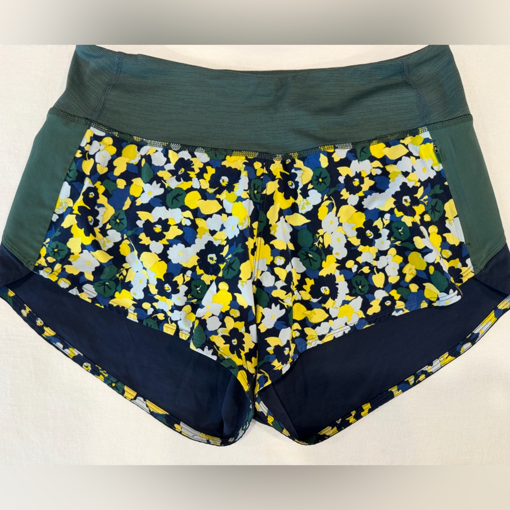 Outdoor Voices Green and Floral Shorts Size Medium